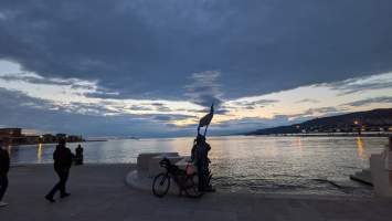 gallery image thumbnail